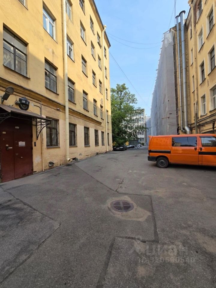 4-комн., 100.2 м², 2/5 этаж