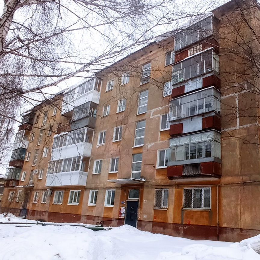 2-комн., 42 м², 3/5 этаж