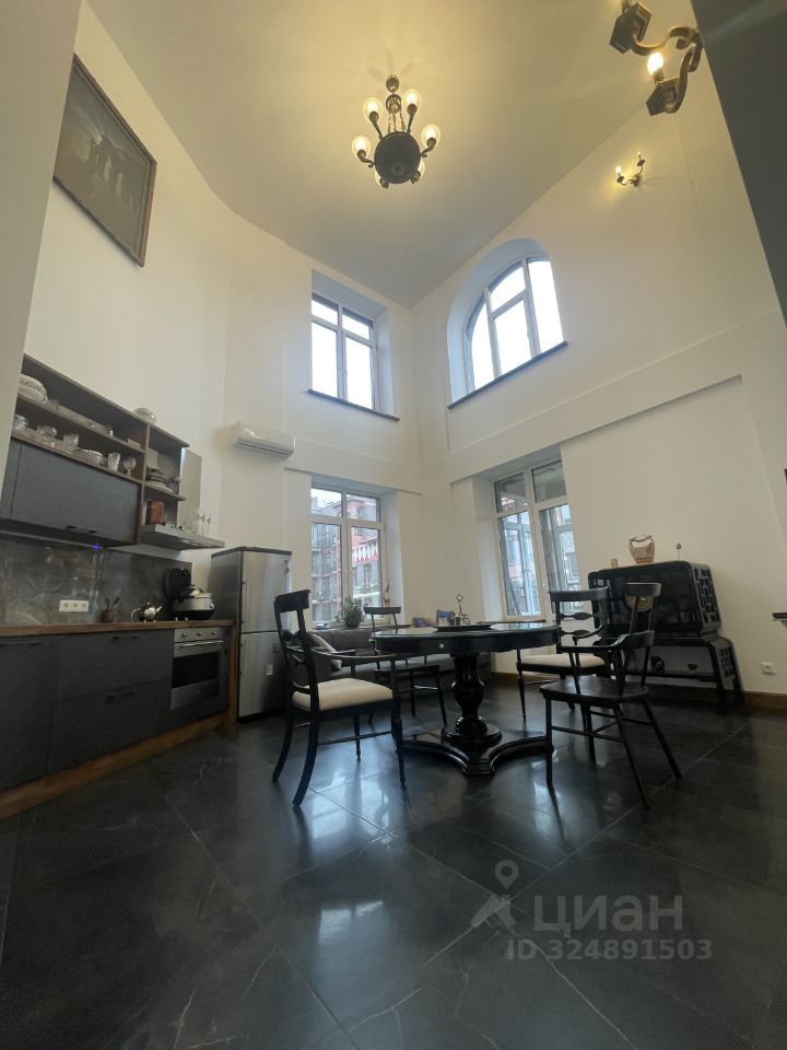 4-комн. квартира, 130 м², 3/4 этаж