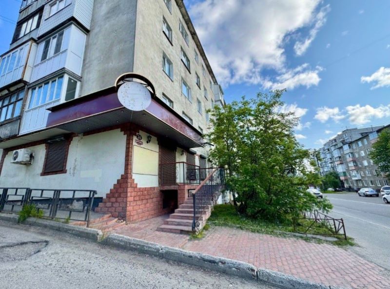 ПСН, 107 м², 1/6 этаж