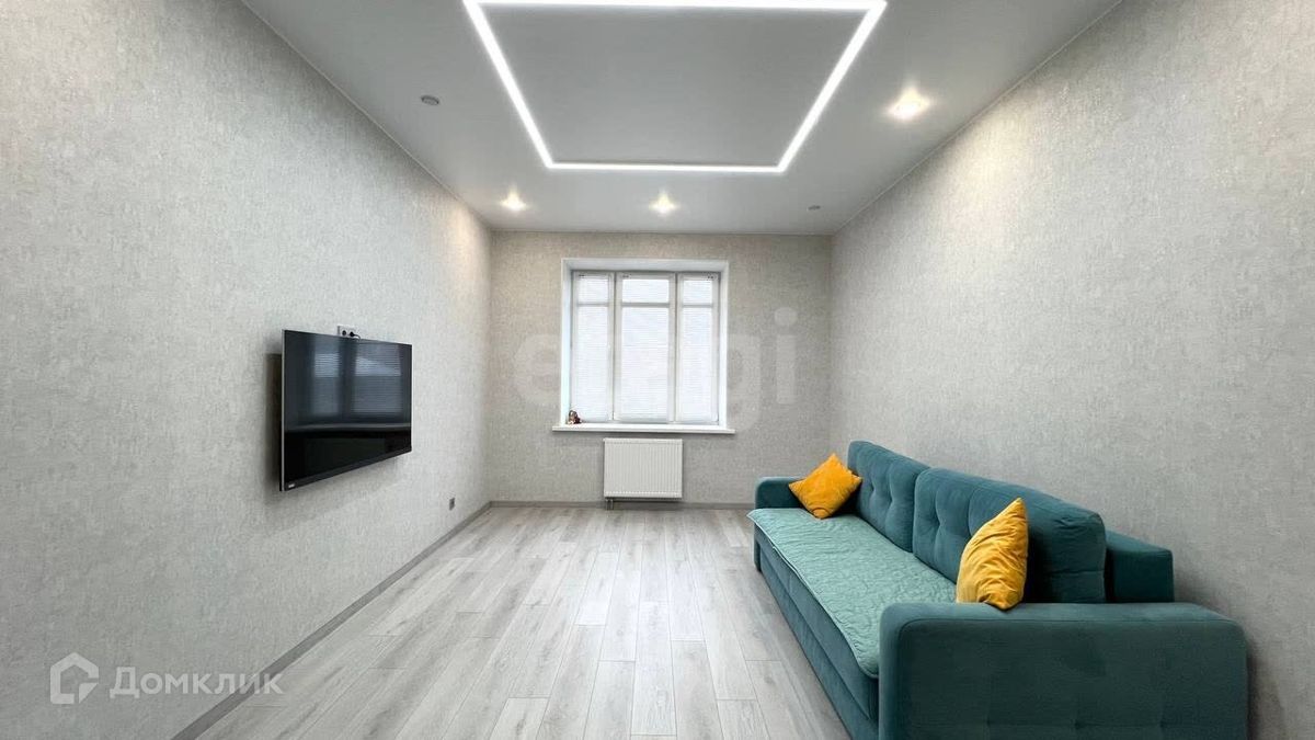 2-комн. квартира, 65 м2, 3/8 этаж