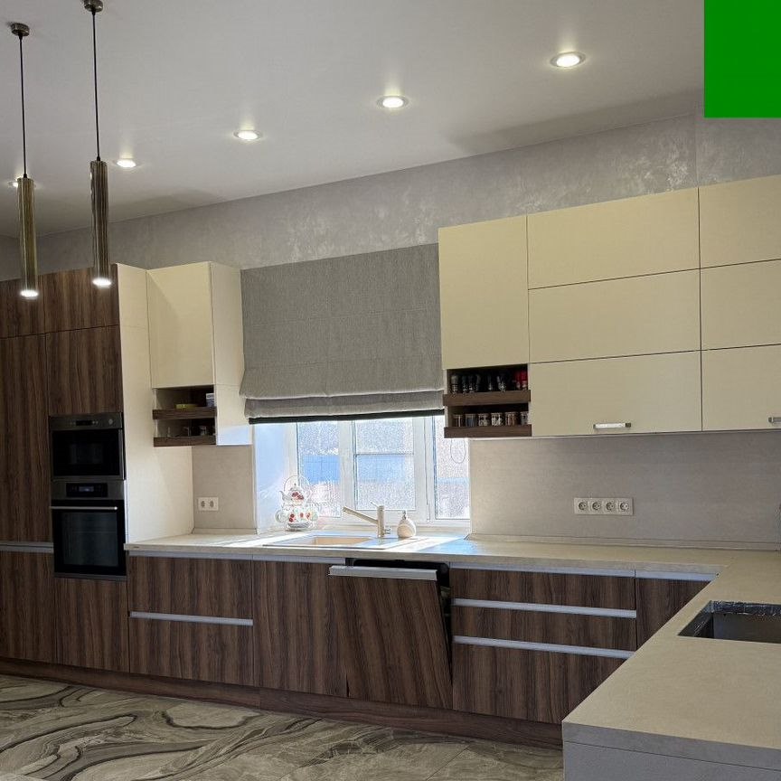 Дом, 190 м², 10 соток