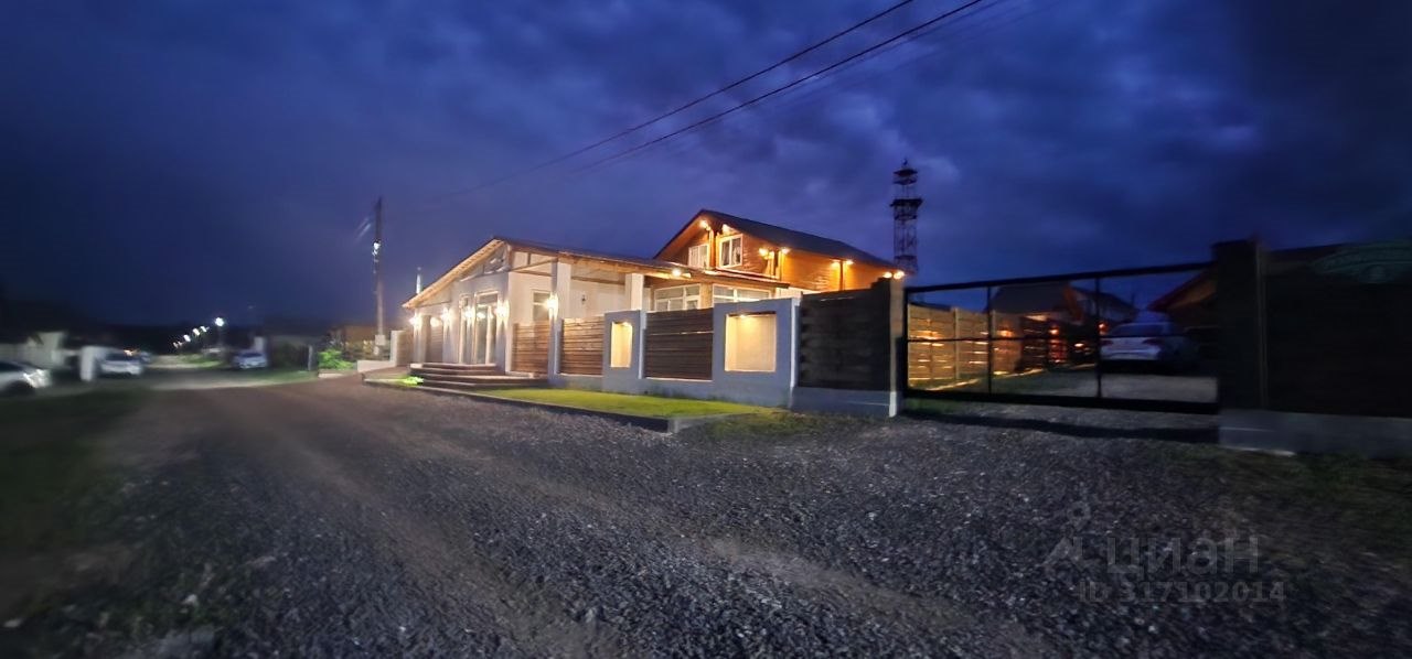 Коттедж, 320 м², 12.5 соток