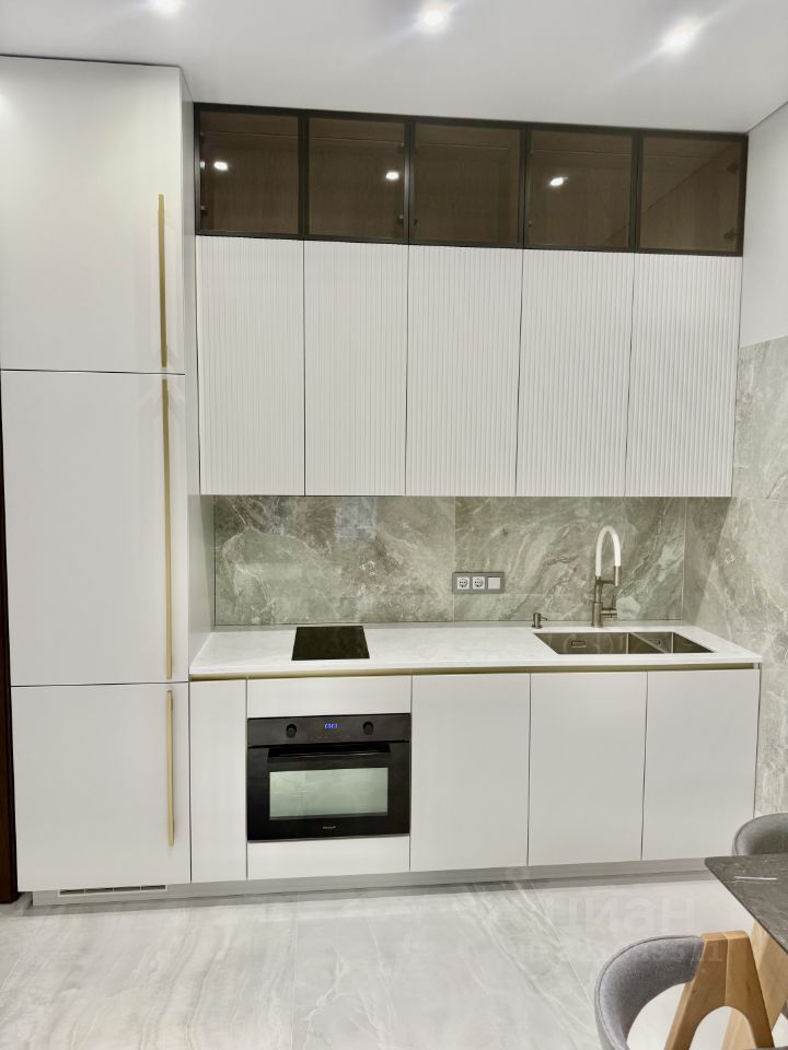 2-комн. квартира, 57 м2, 3/8 этаж