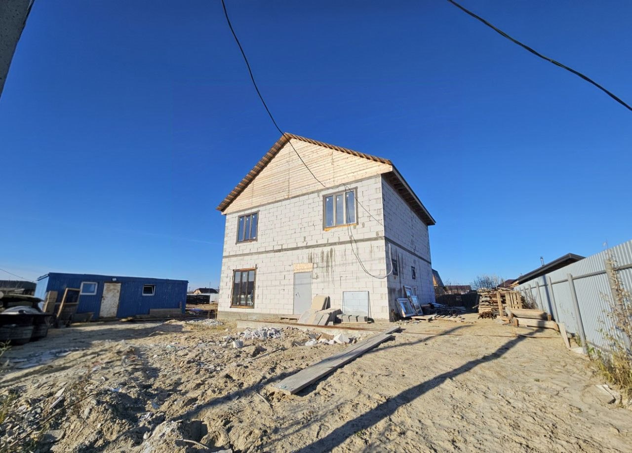 2-этажный коттедж, 211 м², 10 соток