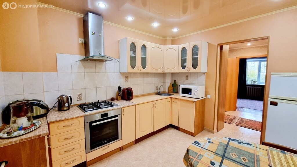 3-комн., 75 м², 1/9 этаж