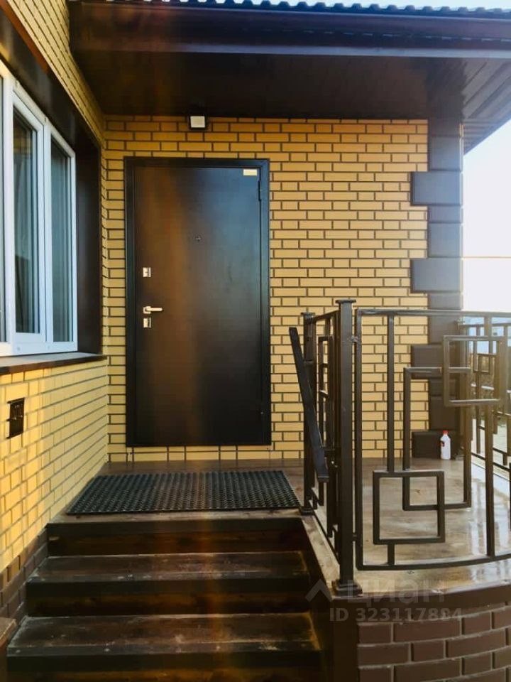 Дом, 100.4 м², 6.8 соток