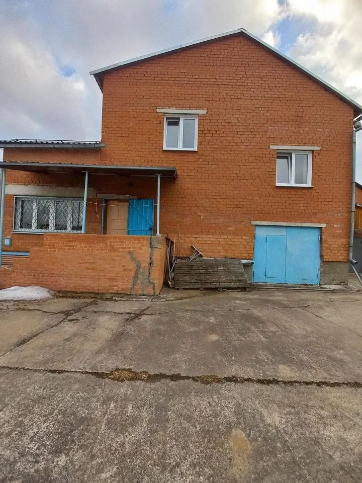 Коттедж, 220 м², 2 сотки