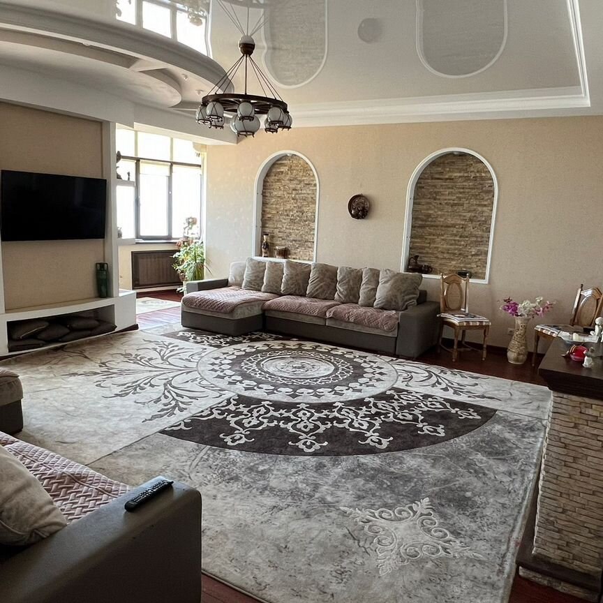 3-комн., 140 м², 10/13 этаж