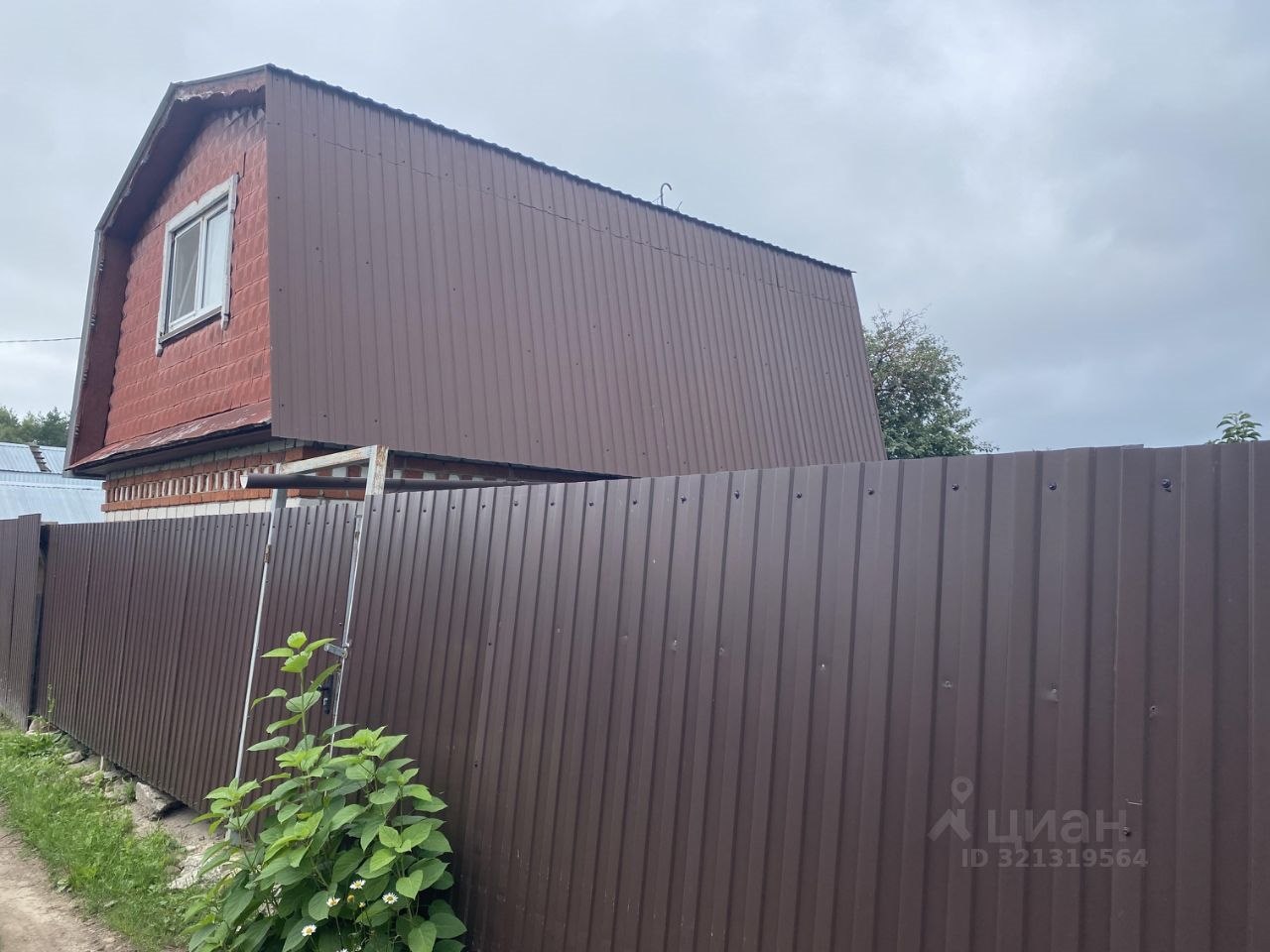 2-этажный дом, 18 м², 6 соток