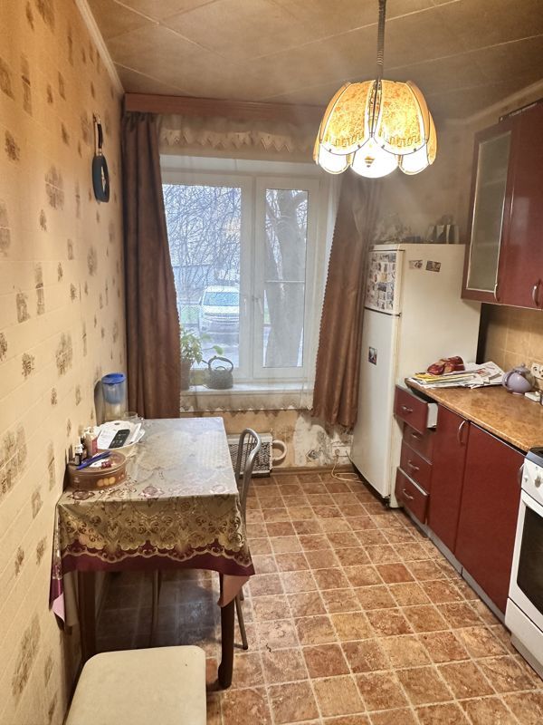 3-комн., 65 м², 1/9 этаж