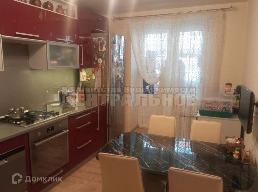 2-комн., 65 м², 3/10 этаж