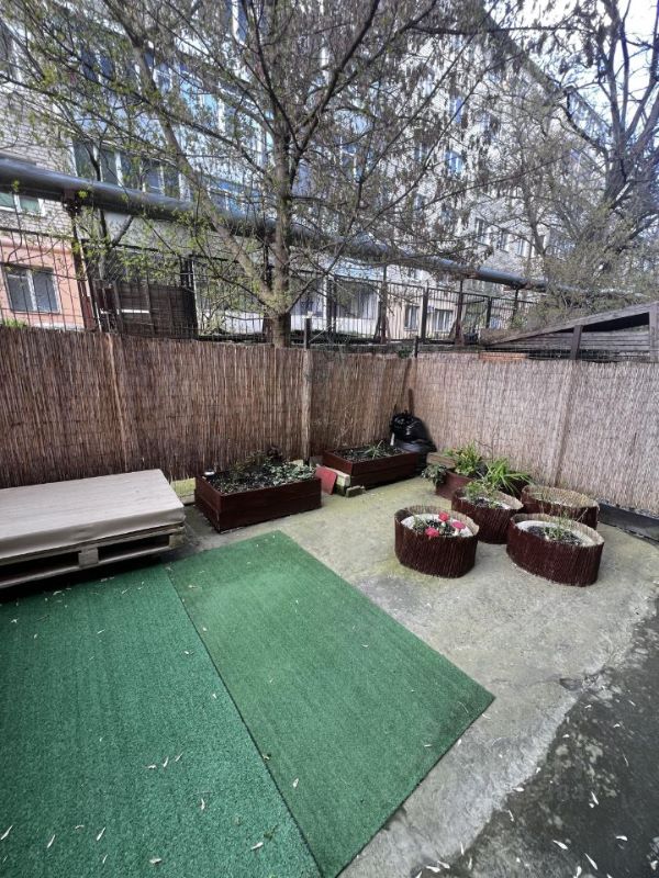 3 этажный, Таунхаус, 265 м², 1 сотка, 3 этажа
