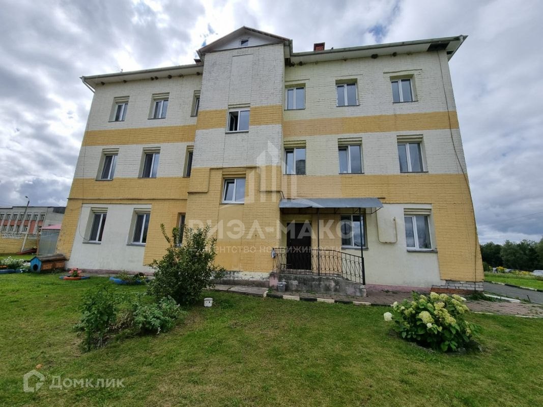 2-комн., 100.4 м², 1/3 этаж