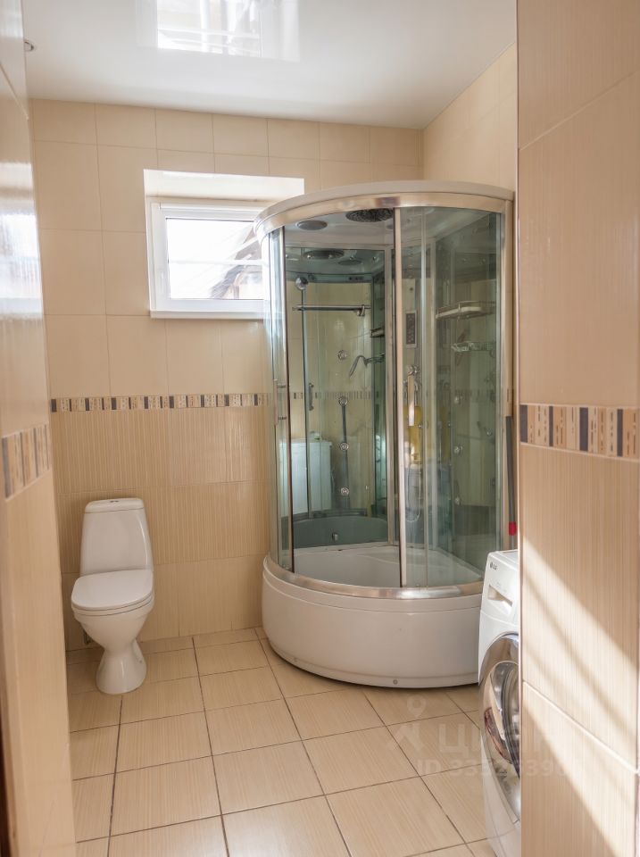2 этажный, Дом, 231.5 м², 4.04 сотки, 2 этажа