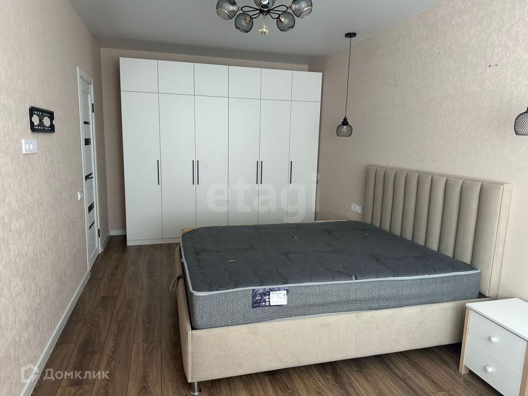 1-комн., 42.8 м², 21/23 этаж