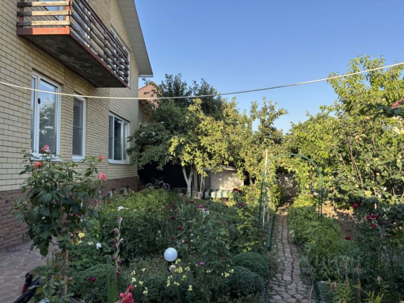 2 этажный, Дом, 231.5 м², 4.04 сотки, 2 этажа