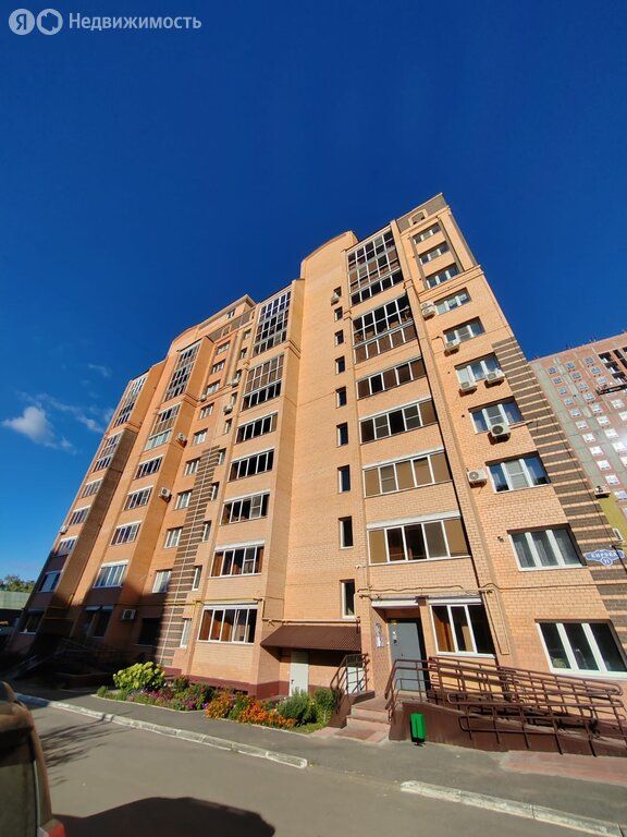 2-комн., 70 м², 9/10 этаж