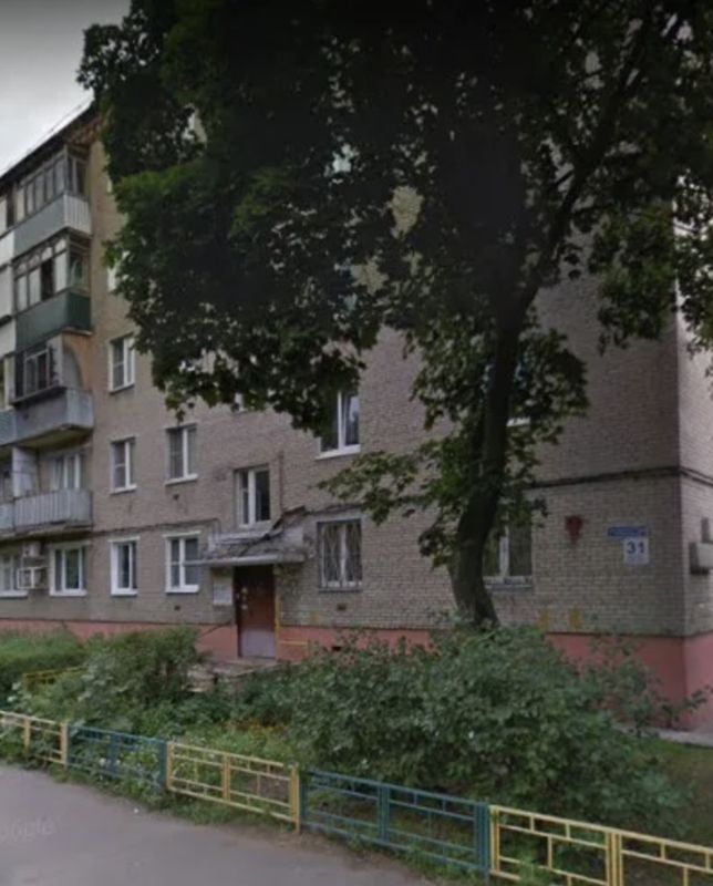 Комната, 11 м2, 1/5 этаж