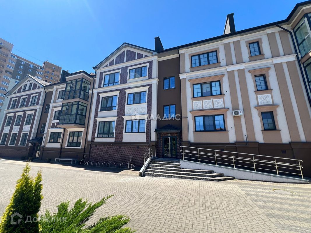 4-комн., 133.7 м², 2/3 этаж