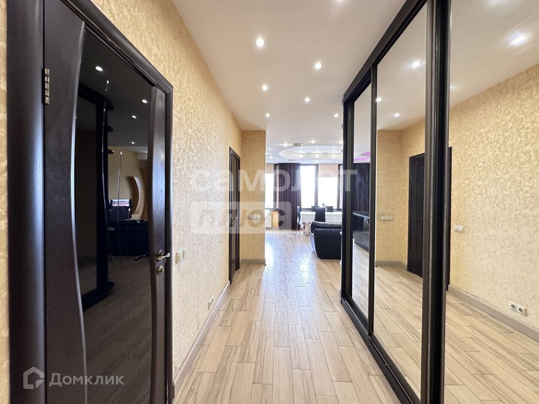 4-комн., 136.9 м², 20/30 этаж