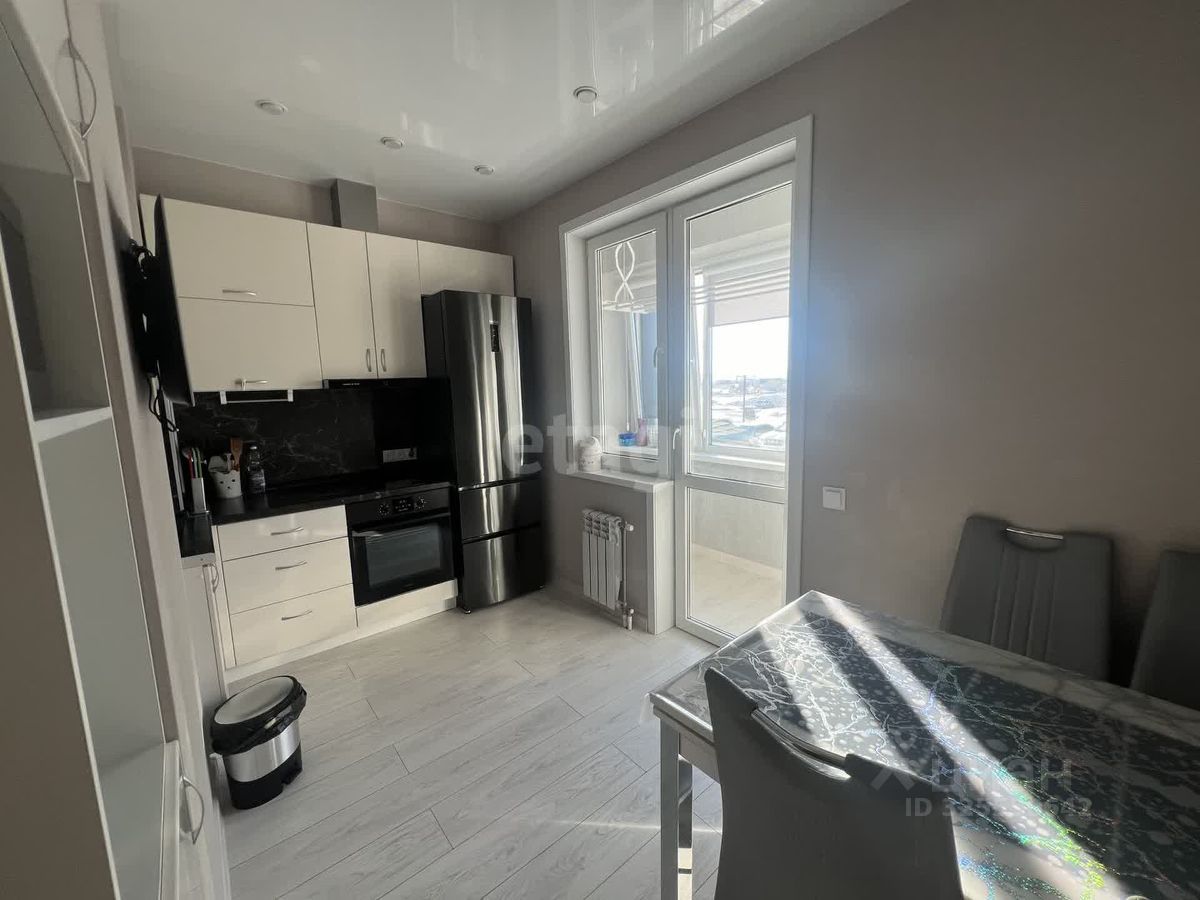 2-комн., 47 м², 1/10 этаж