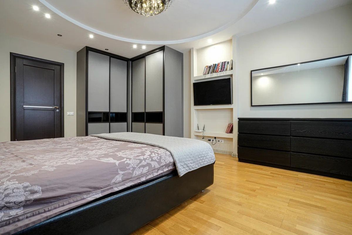 4-комн., 108.8 м², 2/25 этаж