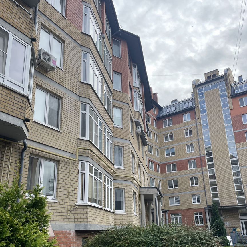 5-комн. квартира, 160 м2, 5/7 этаж