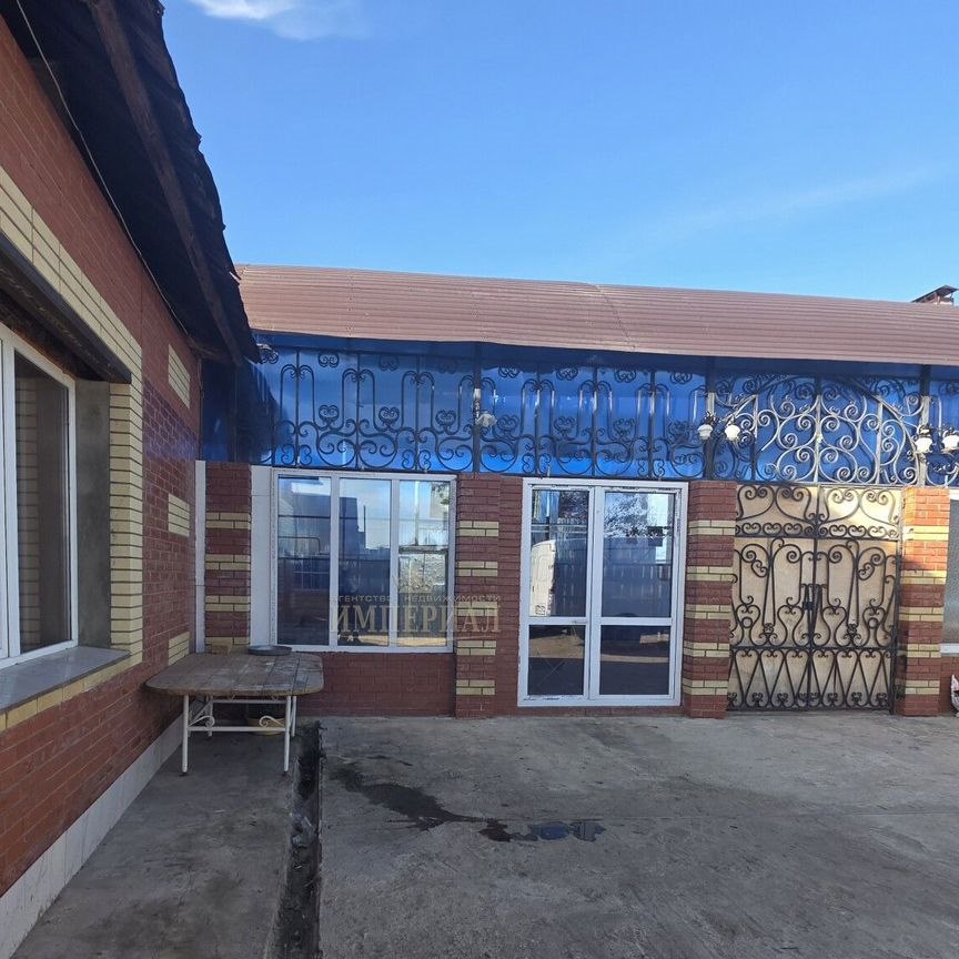 Дом, 200 м², 11 соток