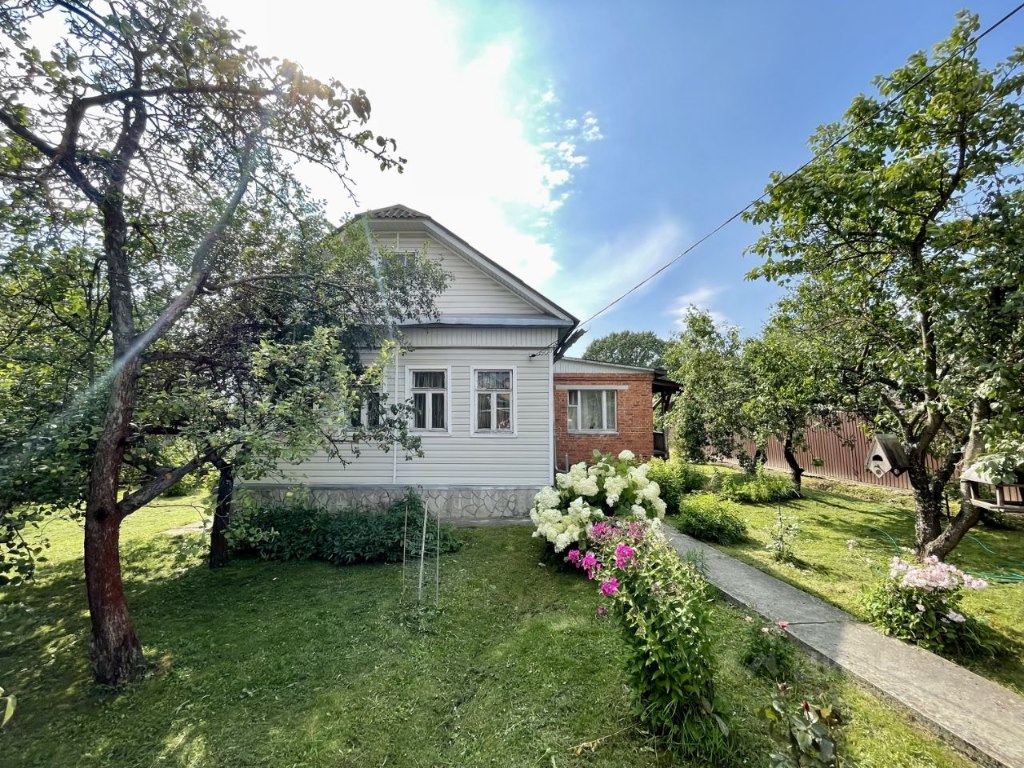 Дом, 97.9 м², 10 соток