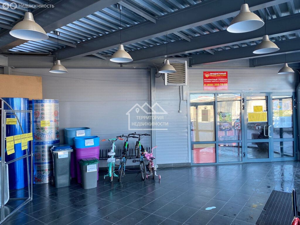 Торговое помещение, 400 м², 1/2 этаж