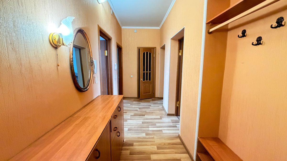 4-комн. квартира, 87 м2, 5/5 этаж