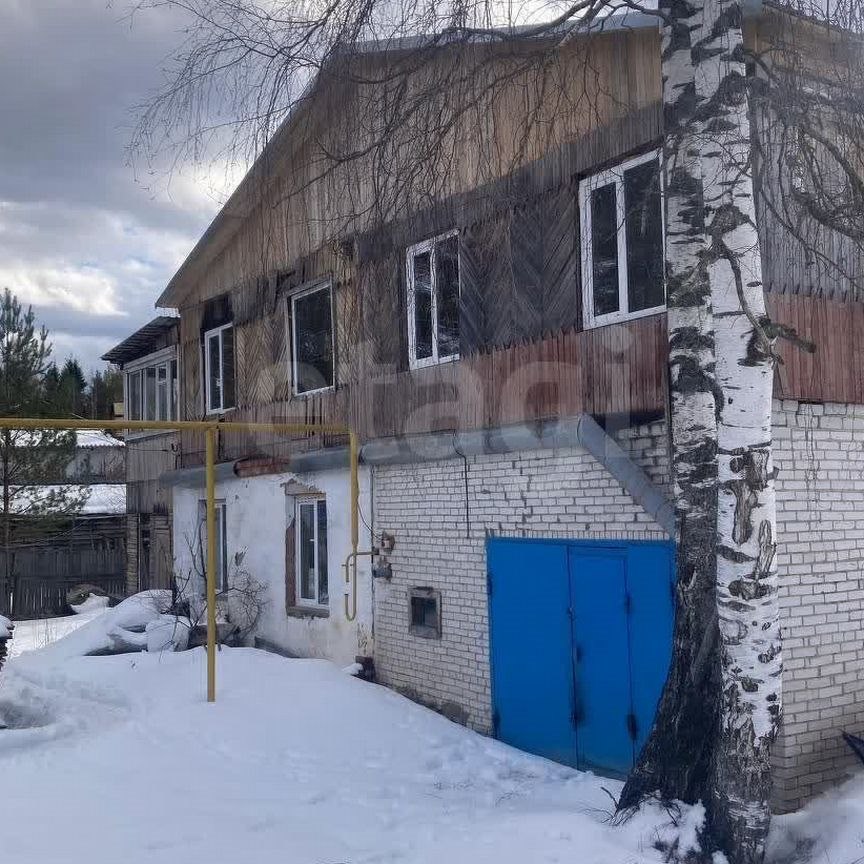 Дом, 180 м², 18 соток