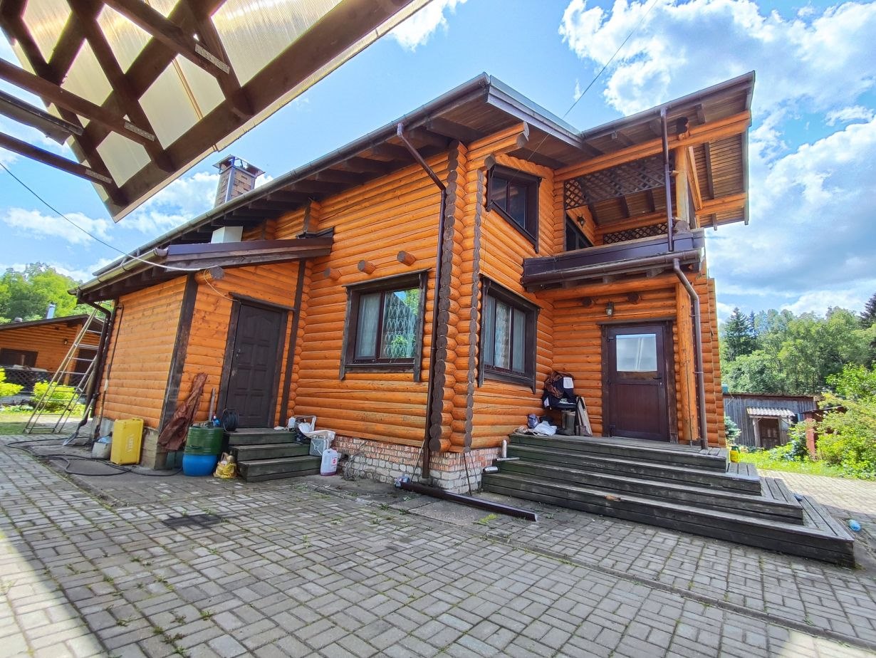 2-этажный коттедж, 270 м², 15 соток