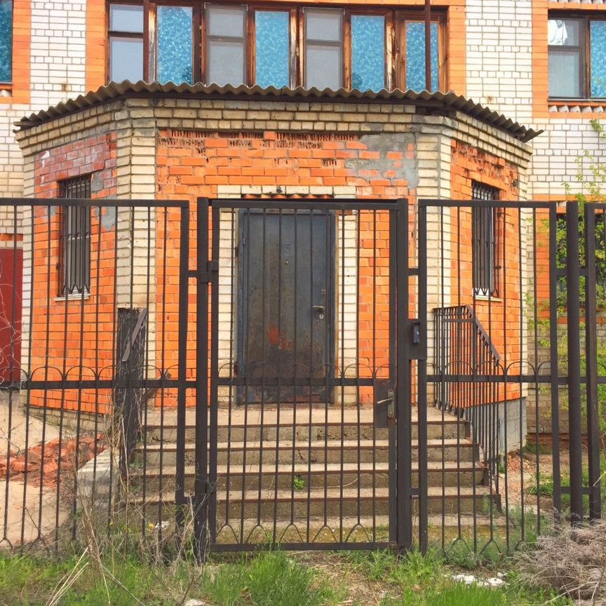 Дом, 608.1 м², 21.8 сотка