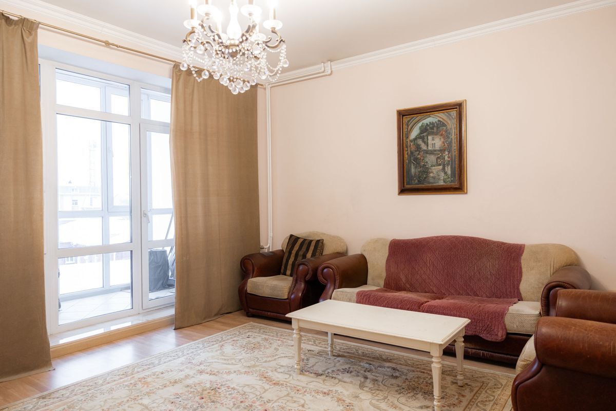 4-комн., 130 м², 3/8 этаж