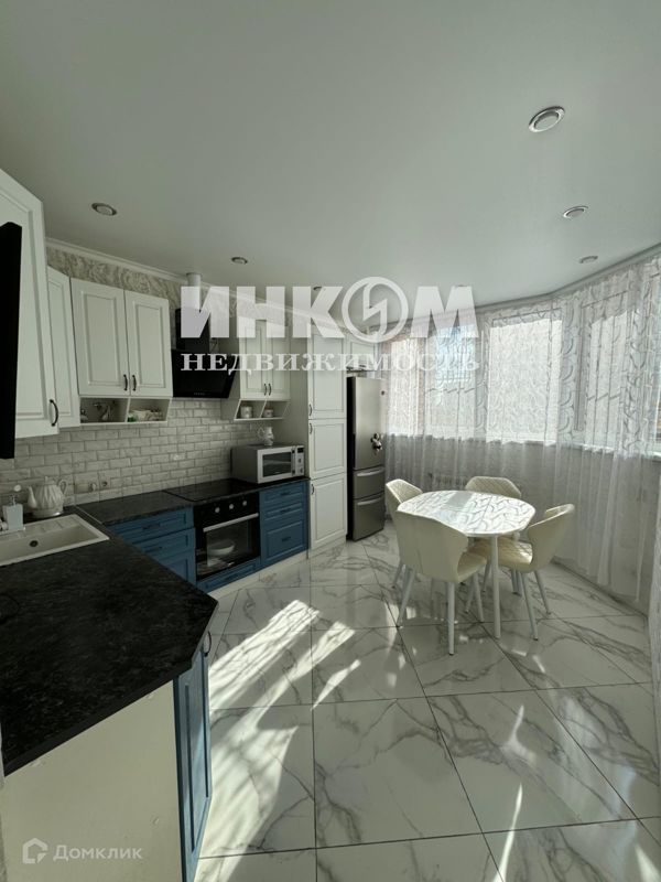 3-комн. квартира, 82 м², 4/17 этаж