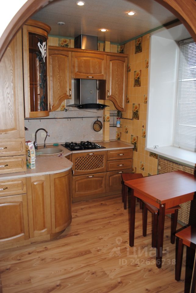 2-комн., 60 м², 2/5 этаж