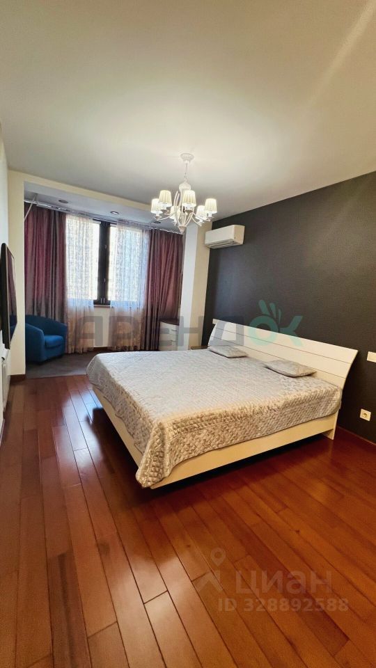 3-комн., 121 м², 8/18 этаж