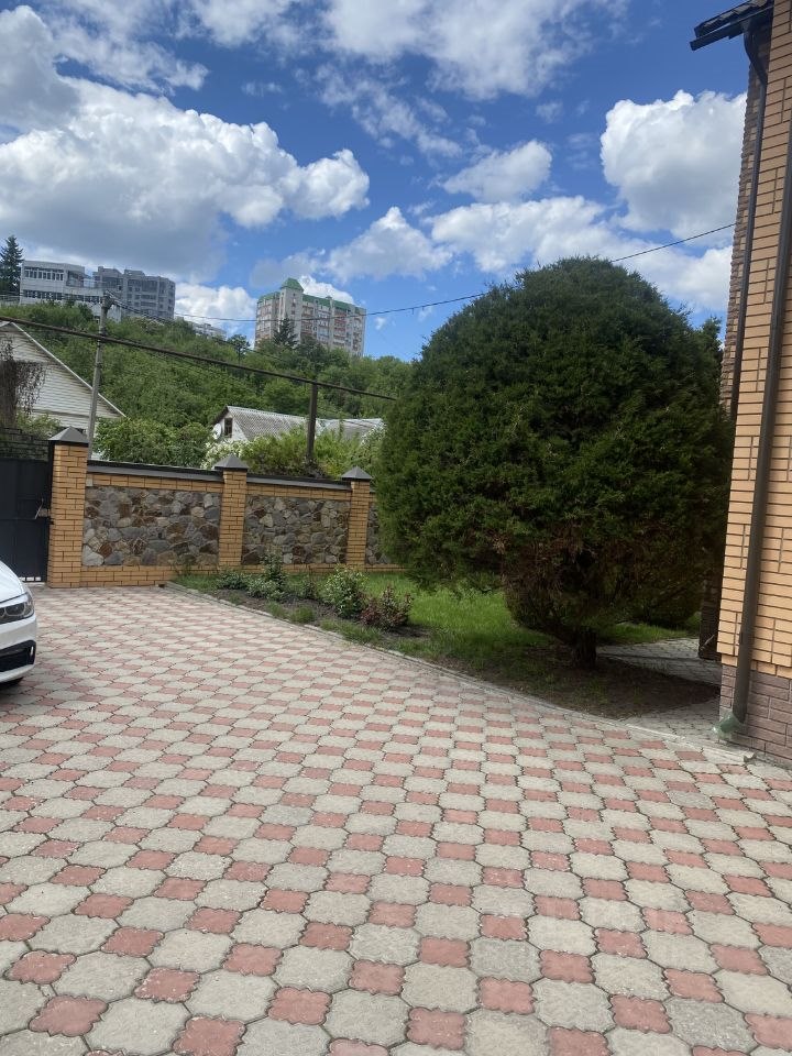 Коттедж, 196.3 м², 20 соток