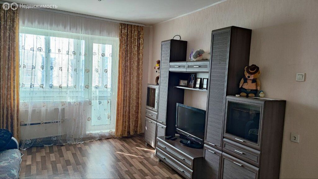 1-комн. квартира, 37 м2, 10/10 этаж