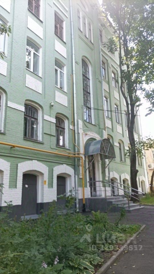 Студия, 35 м², 4/4 этаж