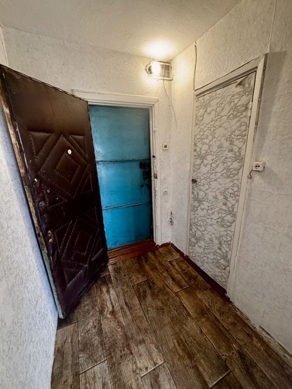 Квартира, 16.9 м², 8/9 этаж