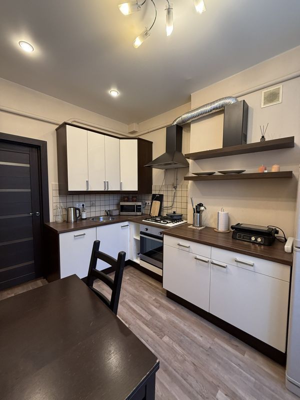 2-комн., 58.4 м², 2/4 этаж