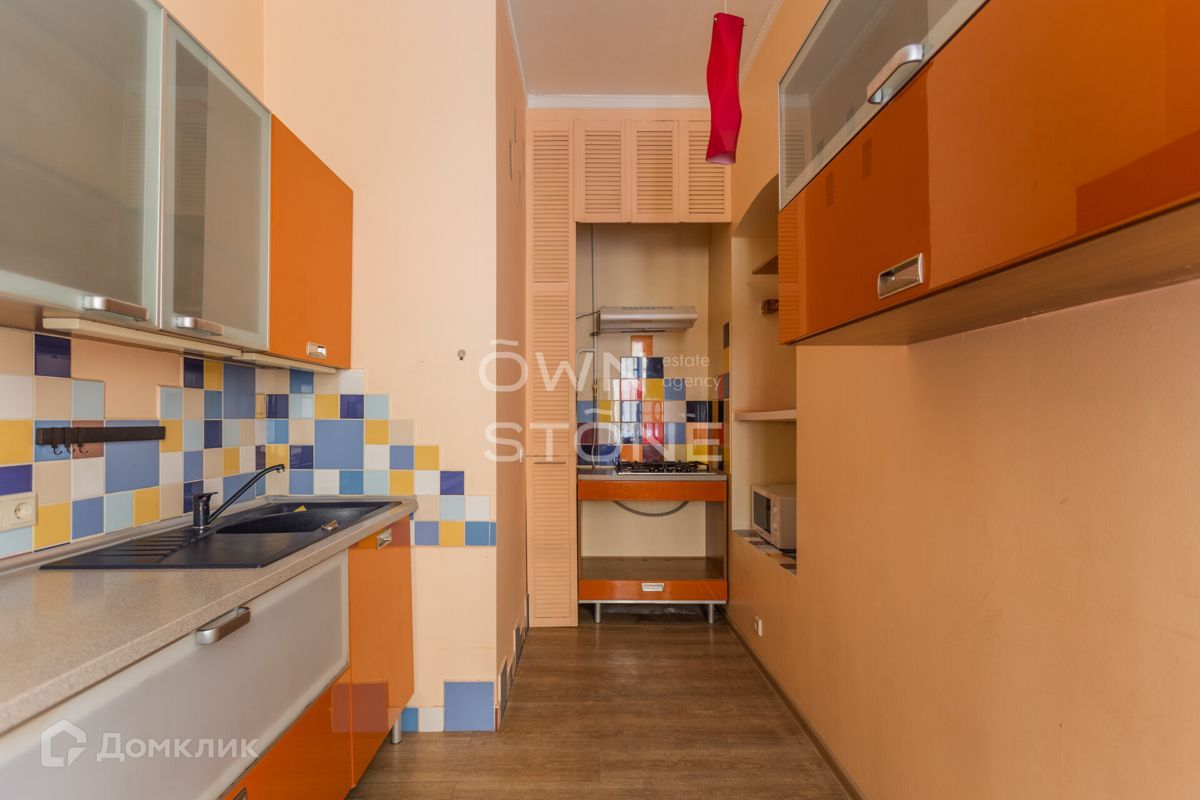 6-комн., 137 м², 2/4 этаж