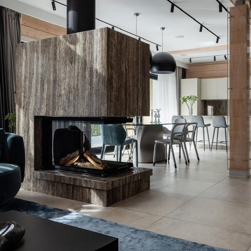 Дом, 280 м², 12 соток