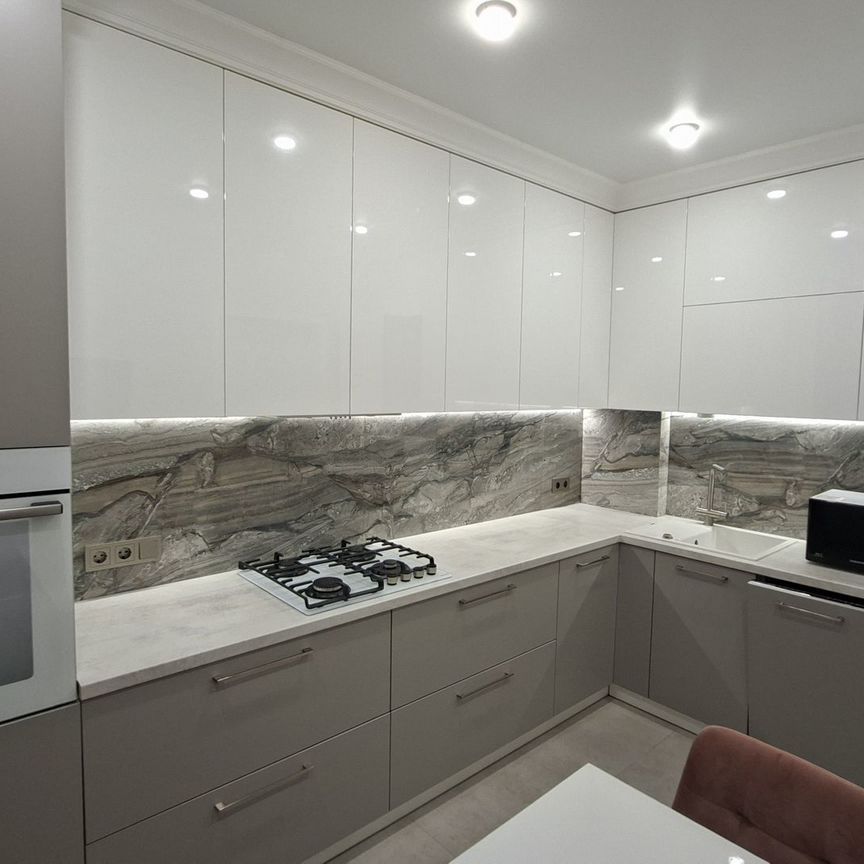 2-комн., 60.6 м², 7/9 этаж