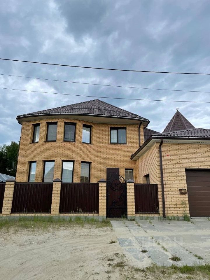 Дом, 270 м², 13 соток