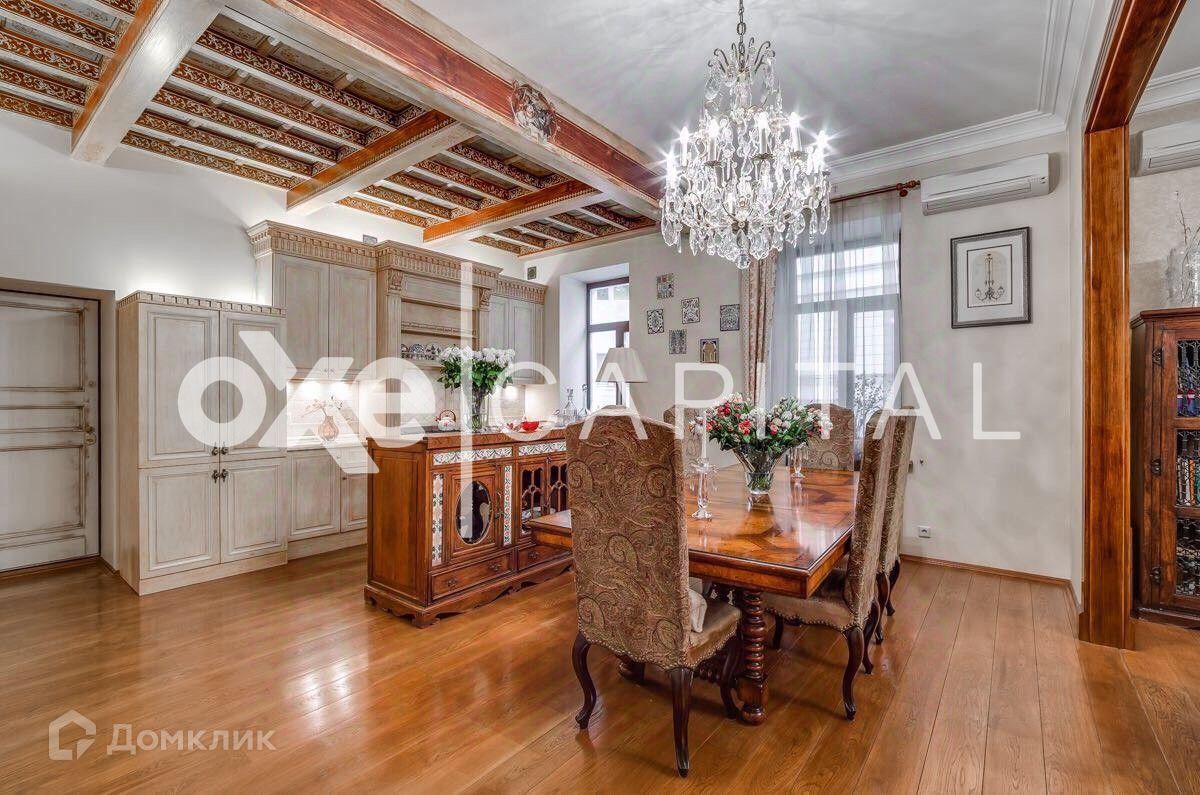 3-комн., 134 м², 2/4 этаж