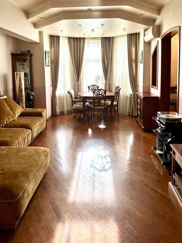 2-комн., 64 м², 4/9 этаж